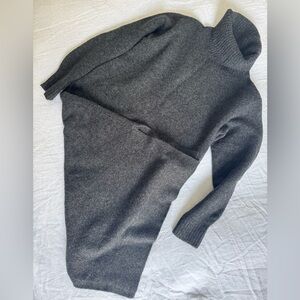 Uniqlo Charcoal Knit Turtleneck